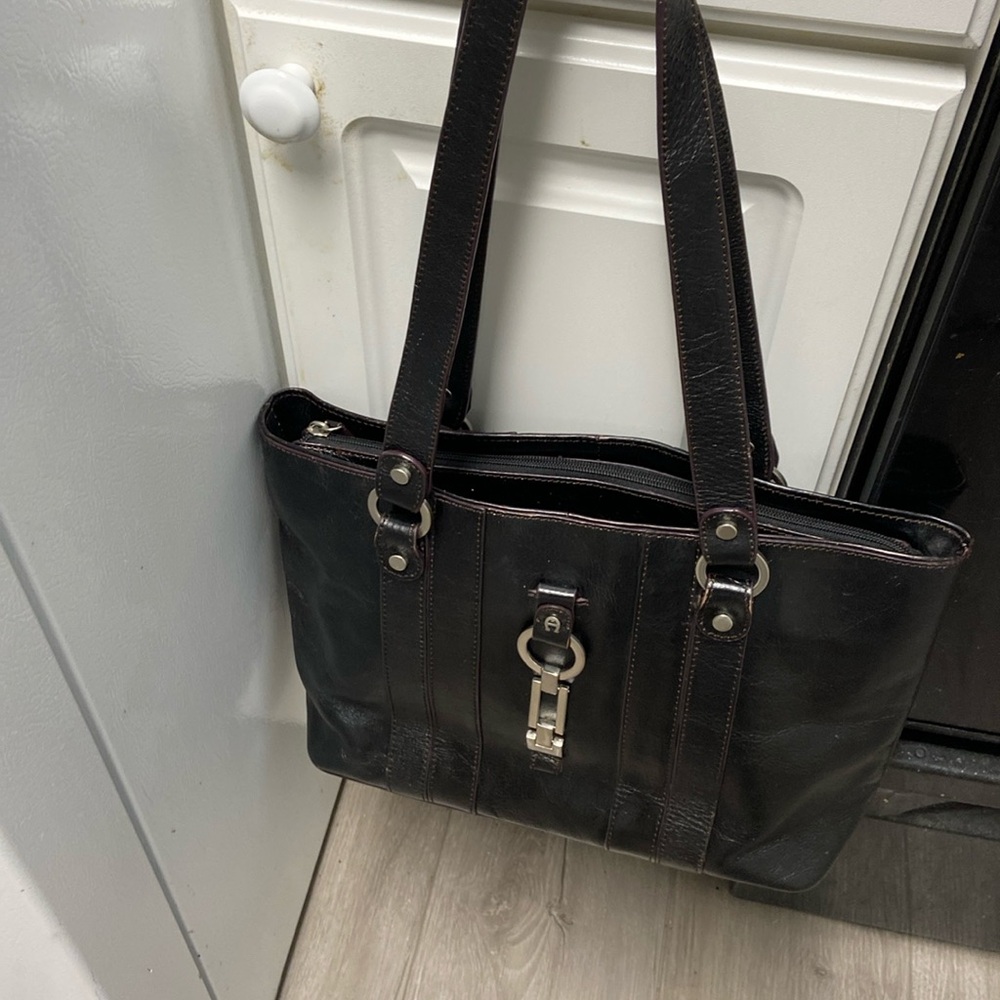 Etienne Aigner Handbag 100% Genuine Leather Black Purse Vintage Shoulder